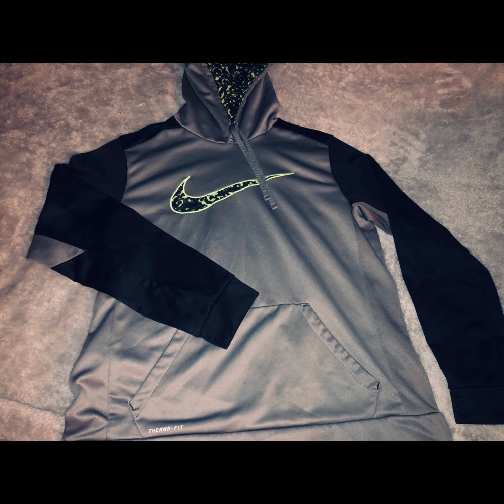Nike Therma Fit Hoodie